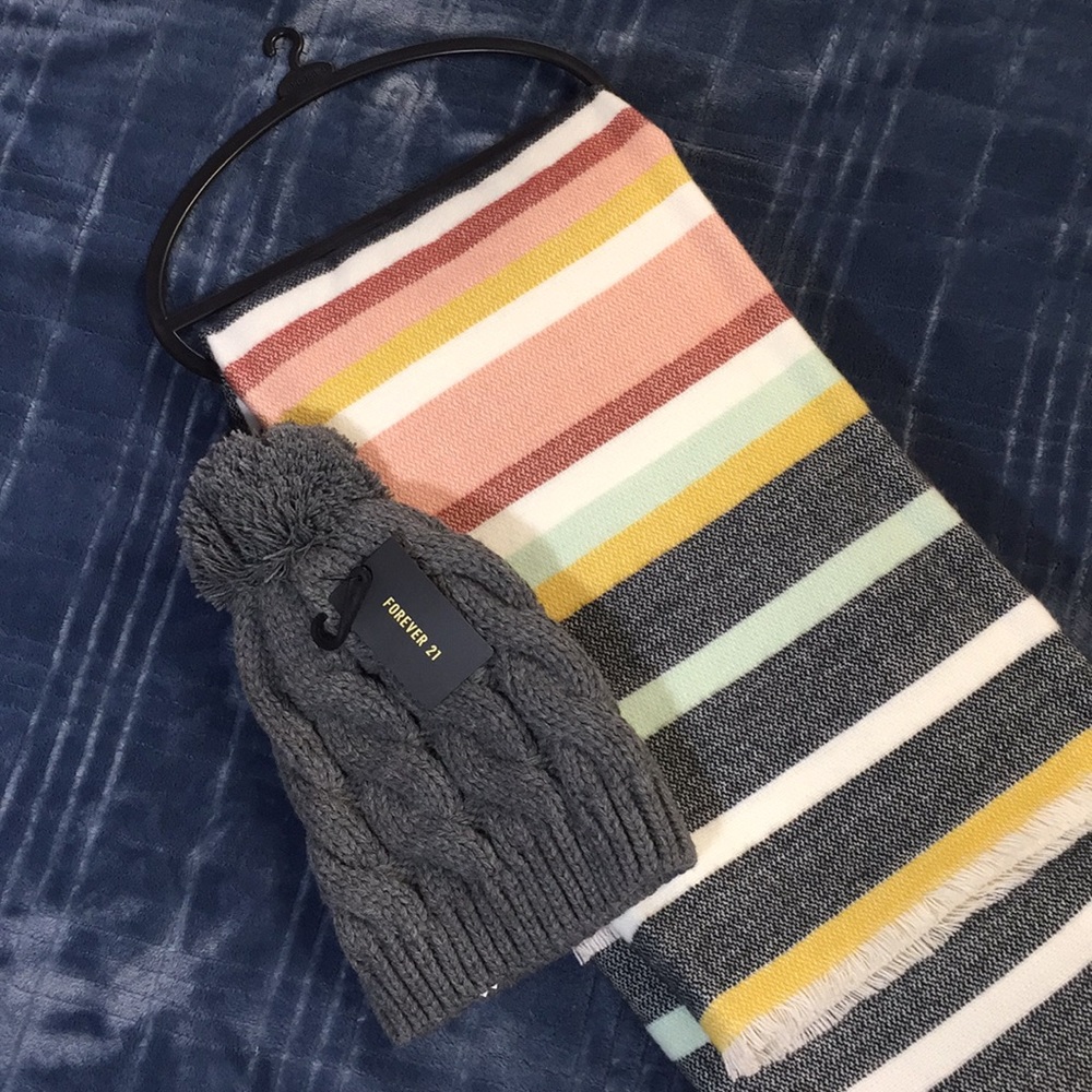Forever 21 scarf and beanie
